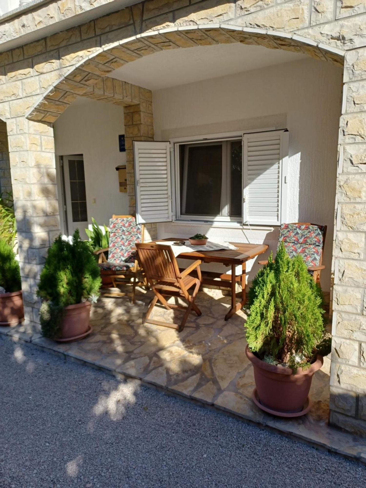 Apartman Breza Шибеник Экстерьер фото