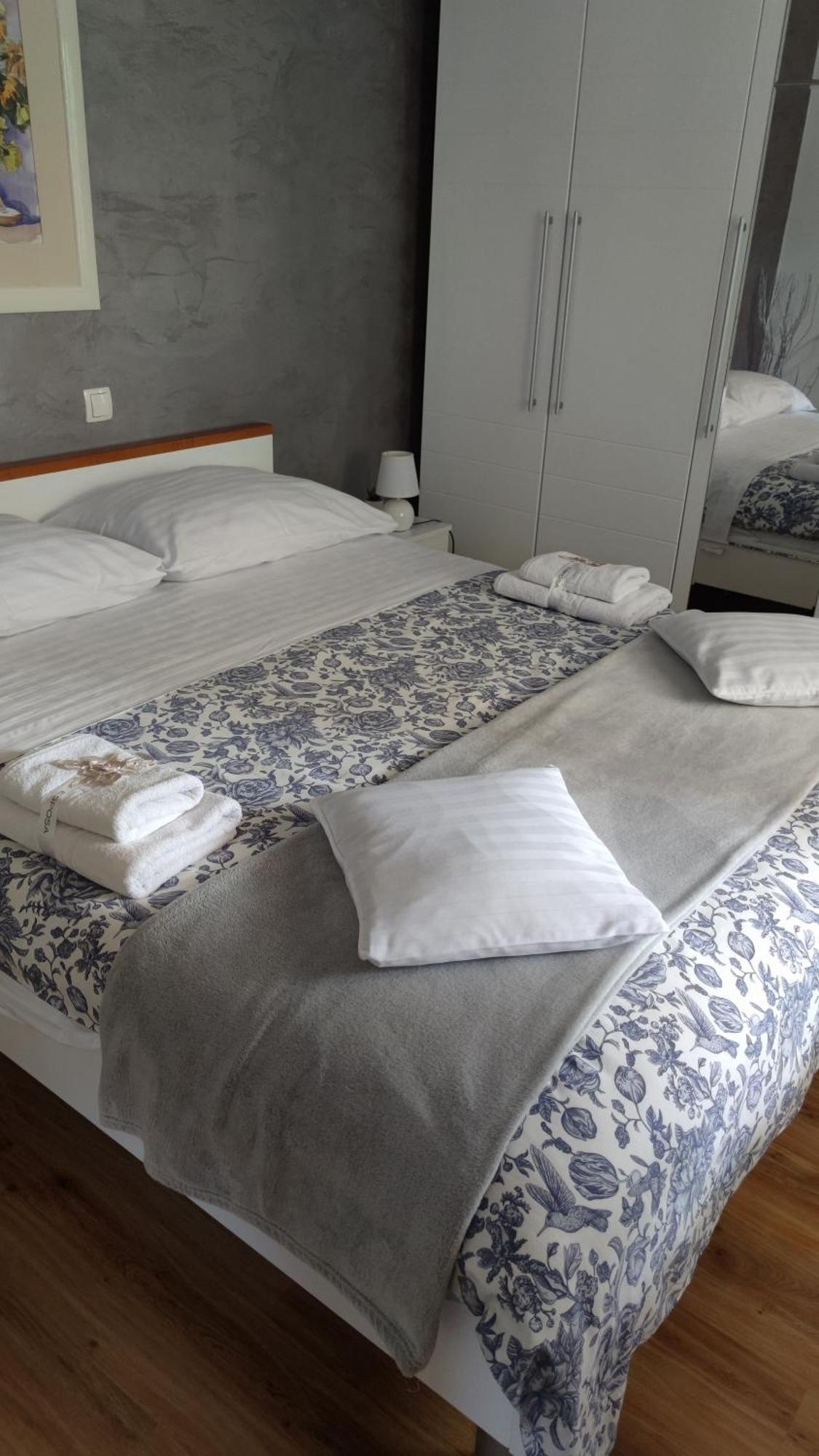 Apartman Breza Шибеник Экстерьер фото